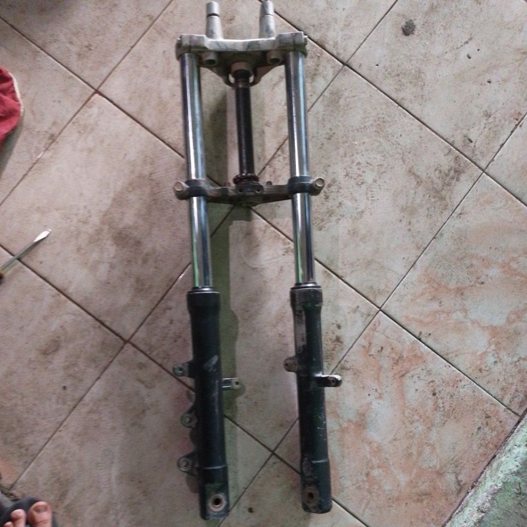 sok depan vixion new original mulus jaminan