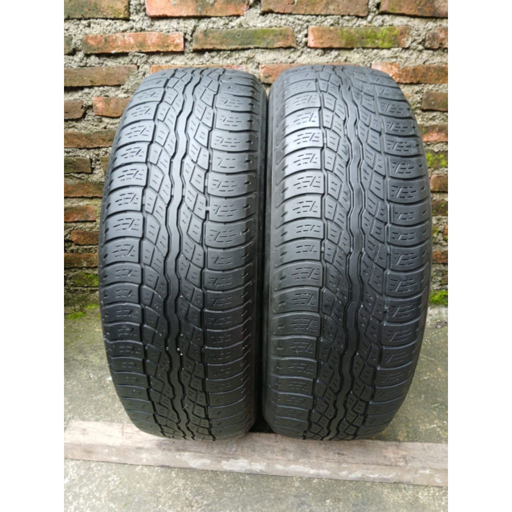 Ban Bridgestone 215/60 R17