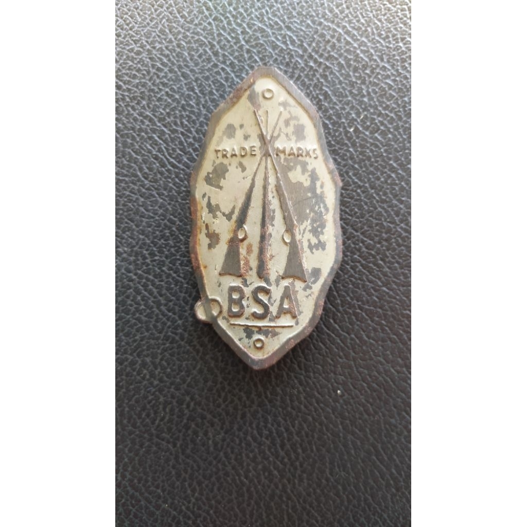 Emblem plat peneng BSA