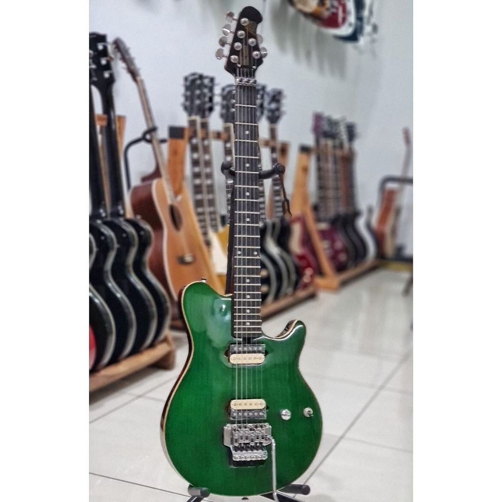 Gitar Musicman Axis green updown elektrik listrik