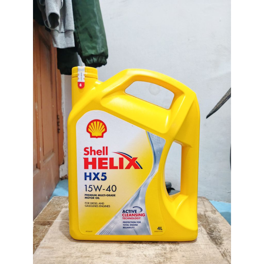 Oli Mesin Mobil Shell Helix Hx5 SAE 15W-40 Kemasan 4 Liter. Bensin & Solar Diesel.