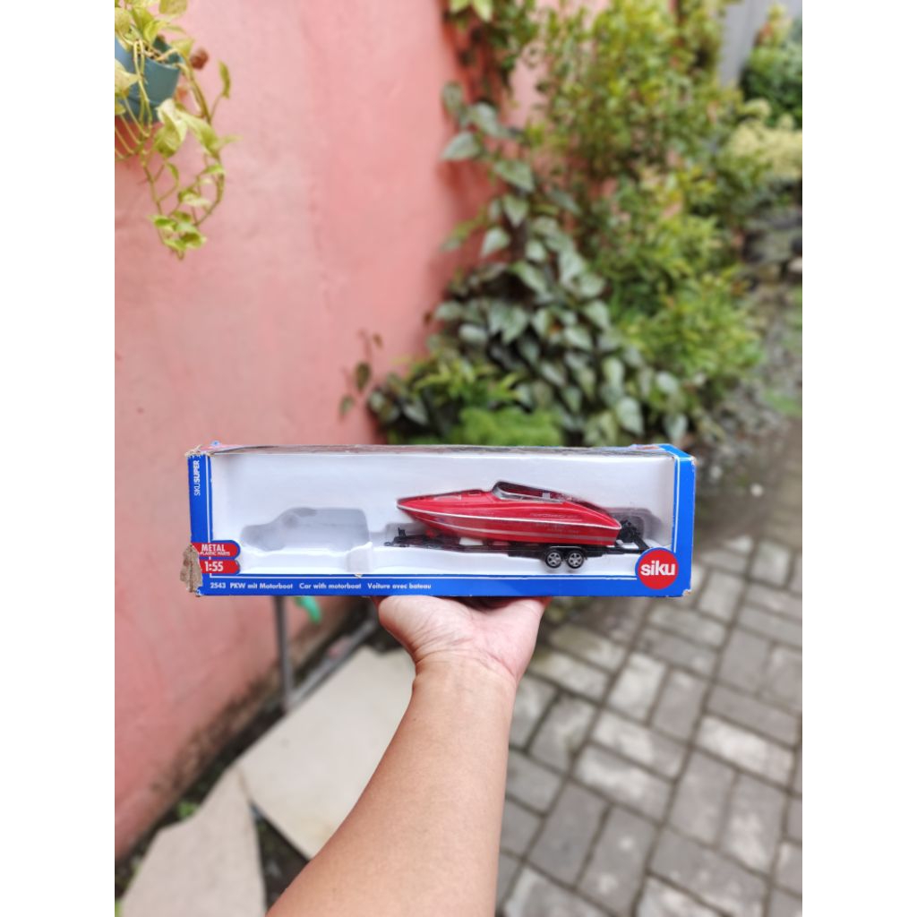 Diecast Siku Super 2543 Motorboat Speed Boat Racing Team With Trailer Loose