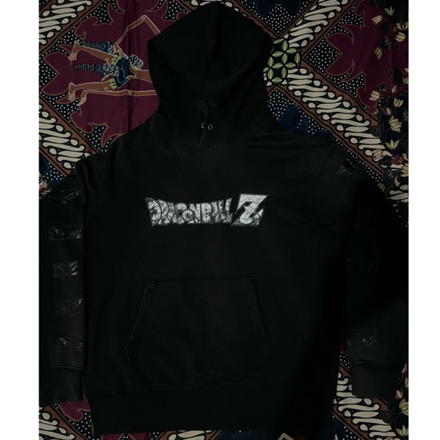 Hoodie Uniqlo x Dragonball Z