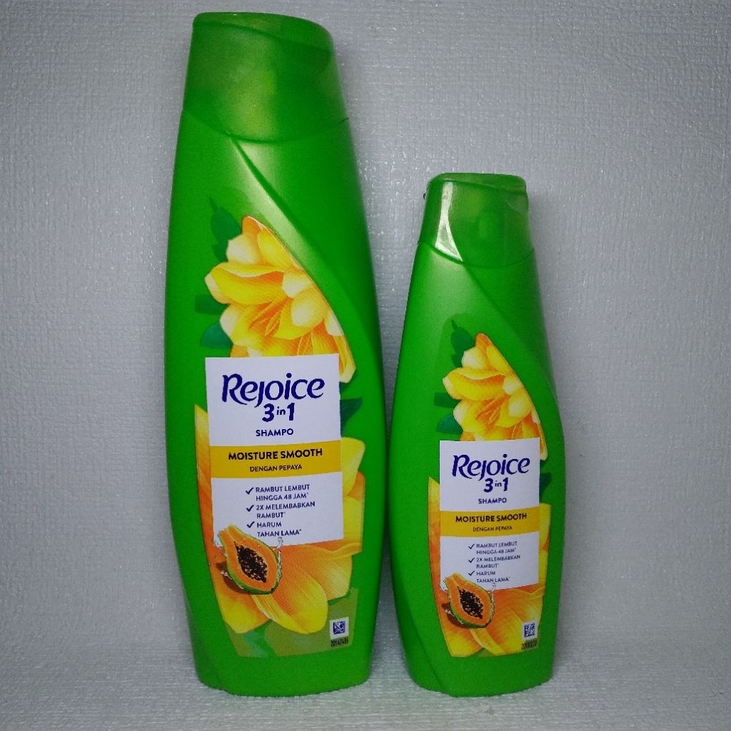 Shampo Rejoice 3 in 1 Moisture smoth dengan pepaya 340ml