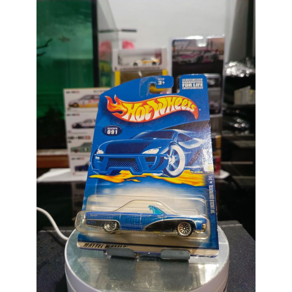 hotwheels 64 Lincoln continental blue card