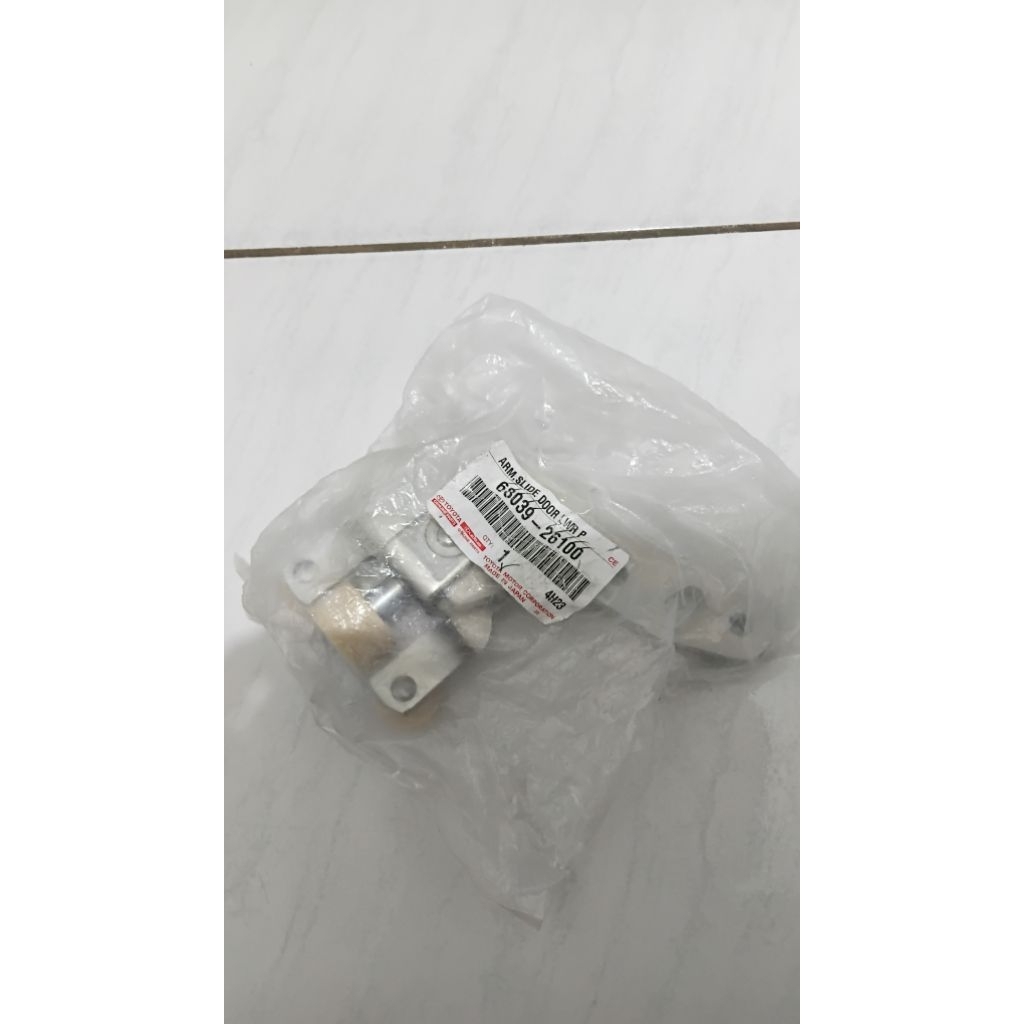 Roller Pintu Sleding Hiace Premio