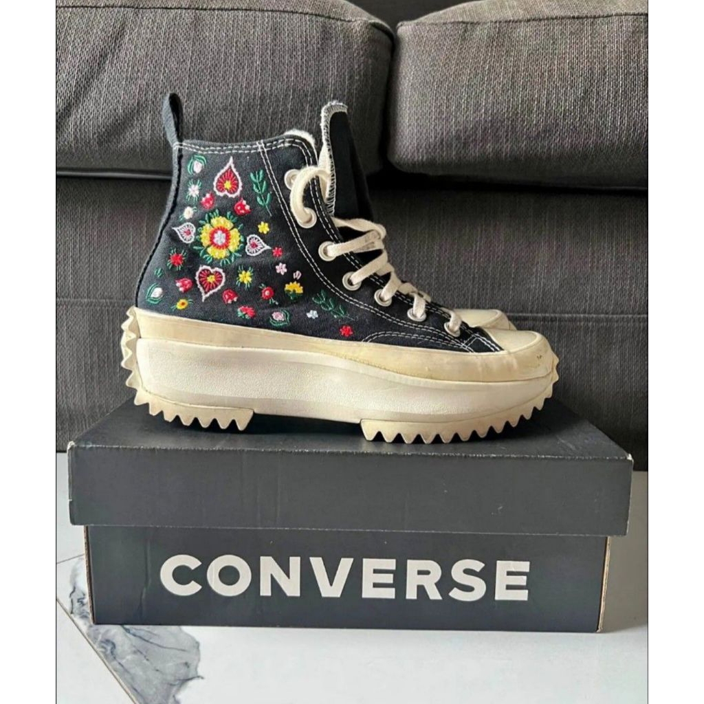 Converse Run Star Hike Platform High Floral Embroidery