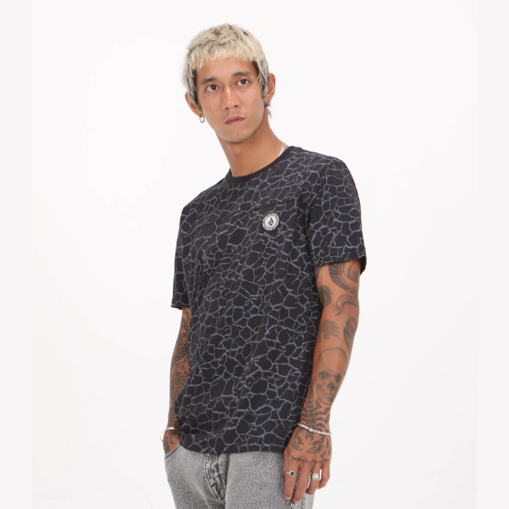 Volcom Kaos Lengan Pendek Pria MCT Menza Black