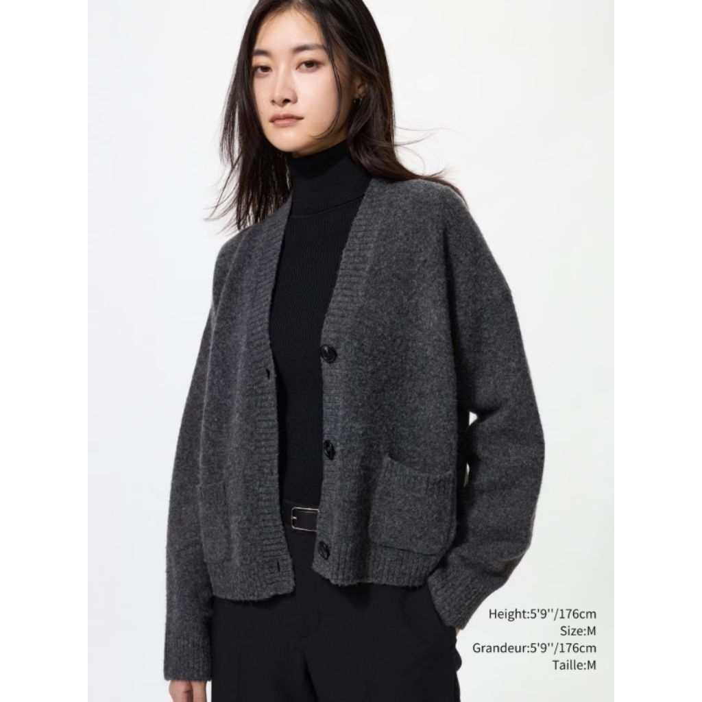Preloved Uniqlo Souffle Yarn Short Cardigan