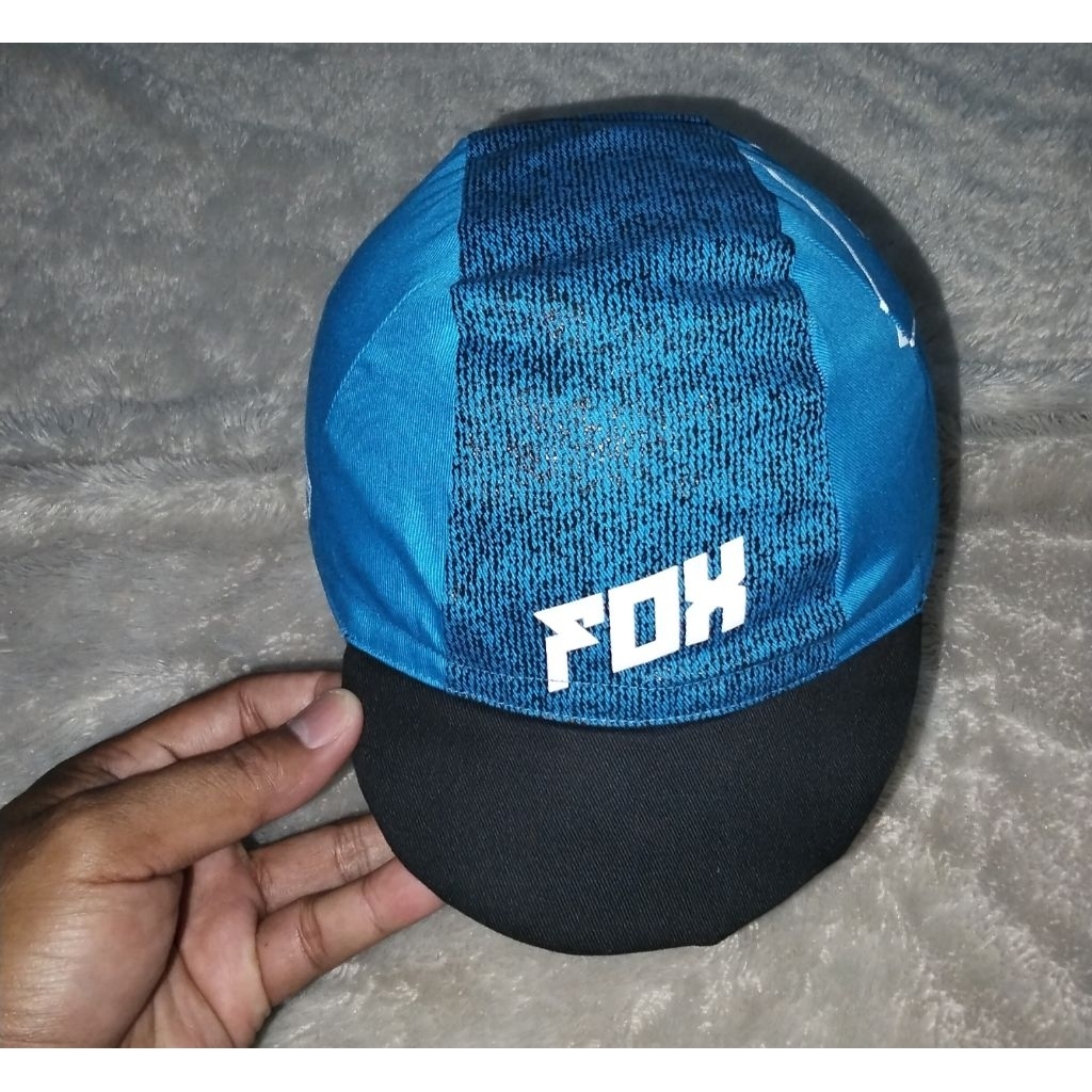 Topi Sepeda FOX size 58cm Second