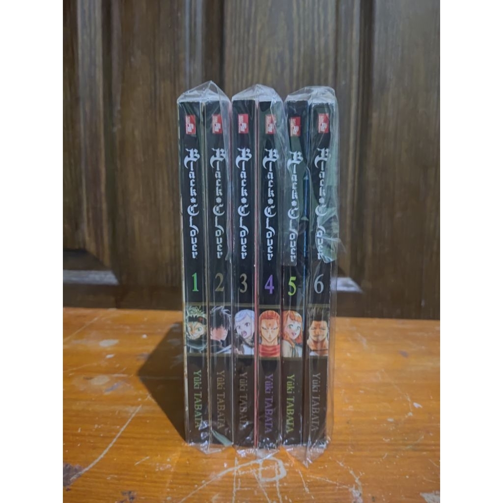 Komik Black Clover set