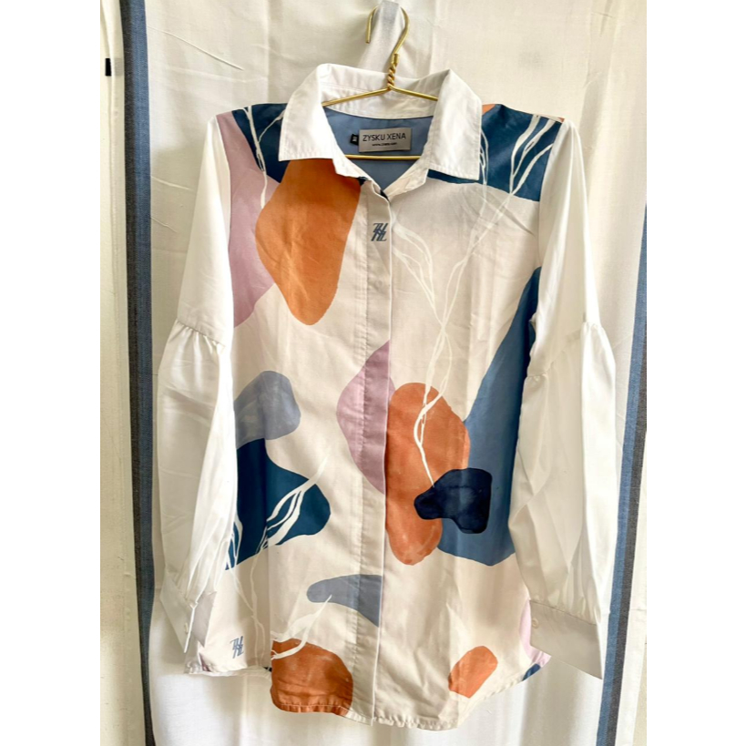 Zysku Xena - Tint Print Blouse