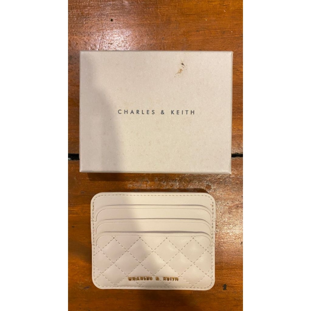 preloved card holder charles & keith