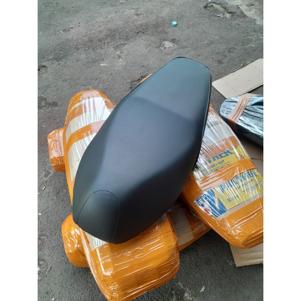 Jok REVO FIT Karbu standar tebal empuk, jok revo fit pnp new blade