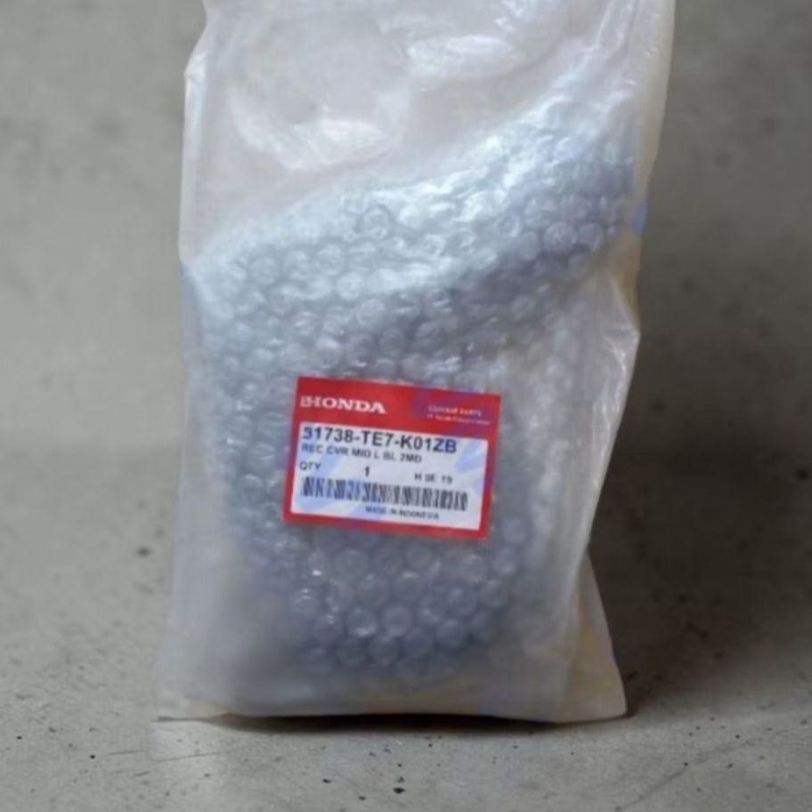 AM - Cover Reclining Jok Bangku Tengah Honda Mobilio BRV 2015-2019 Original - Hitam Kiri