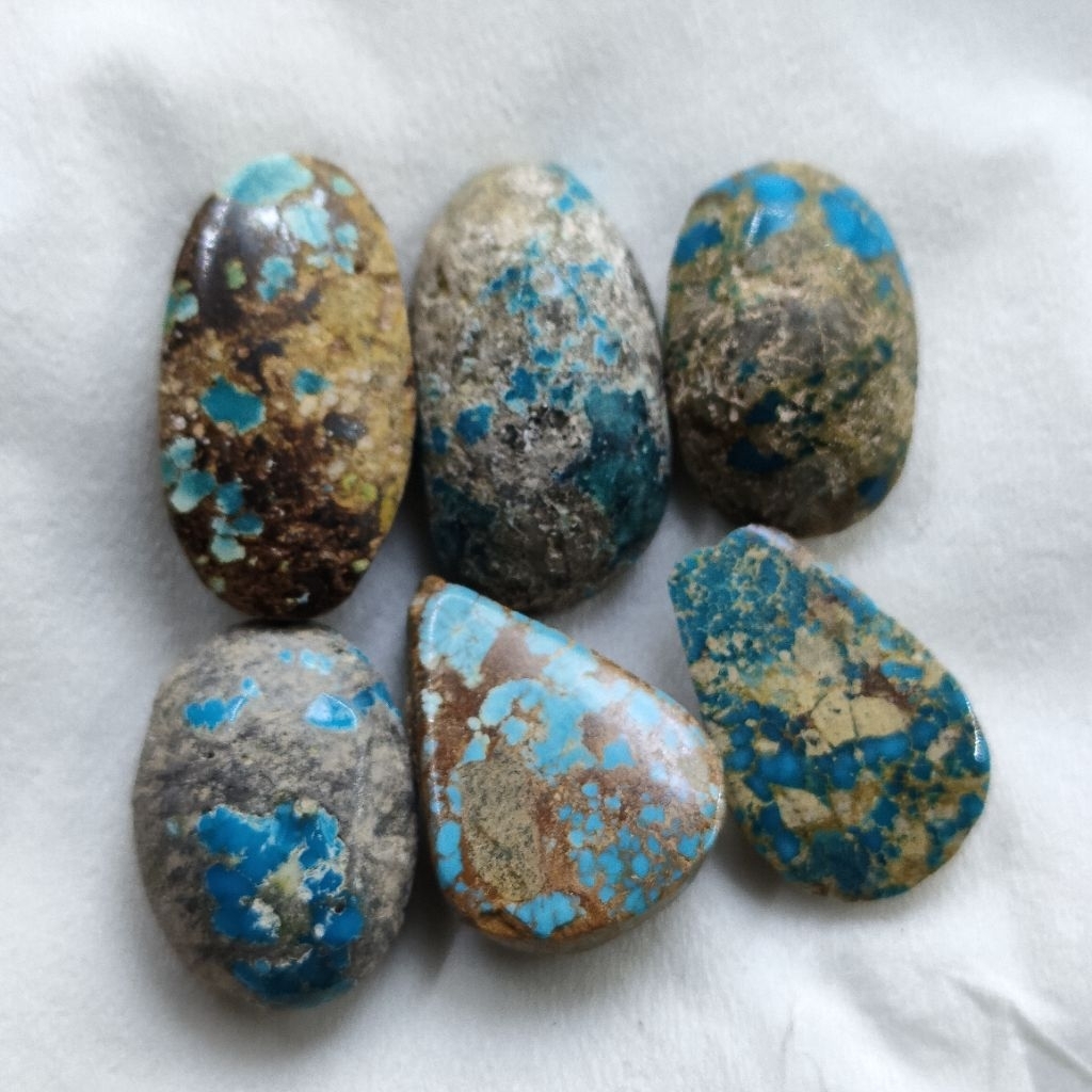 NATURAL PIRUS PERSIA HITAM
