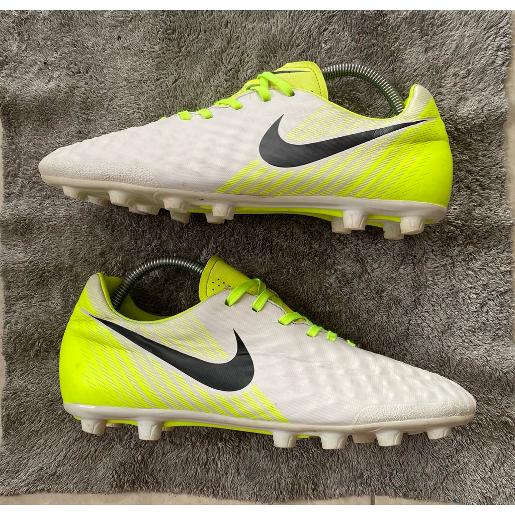 Sepatu Bola Nike magista Onda HG