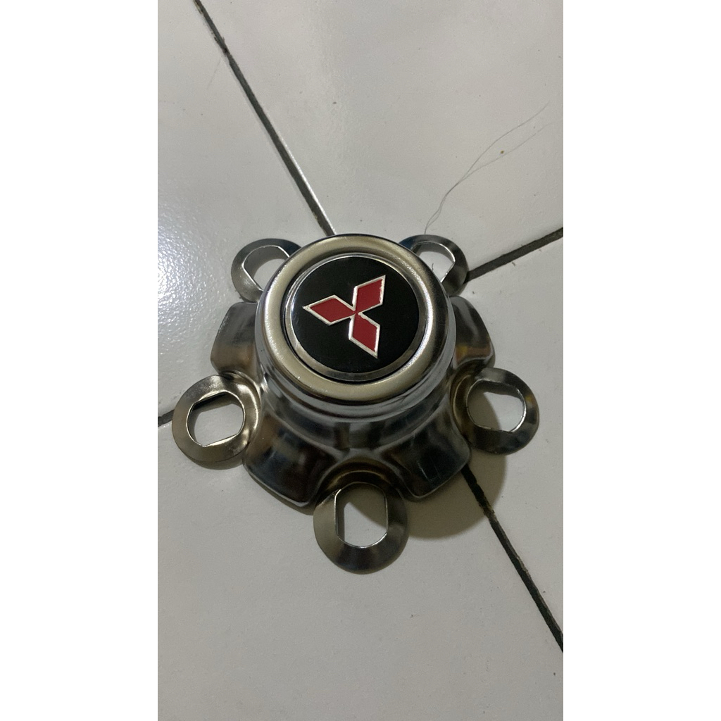 wheeldop stenlis krom NOS L300 L sapek Hiace