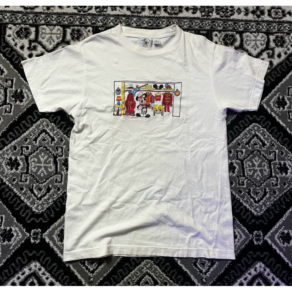 Tshirt Disney Vintage 90’s Embroidery by Fantasia