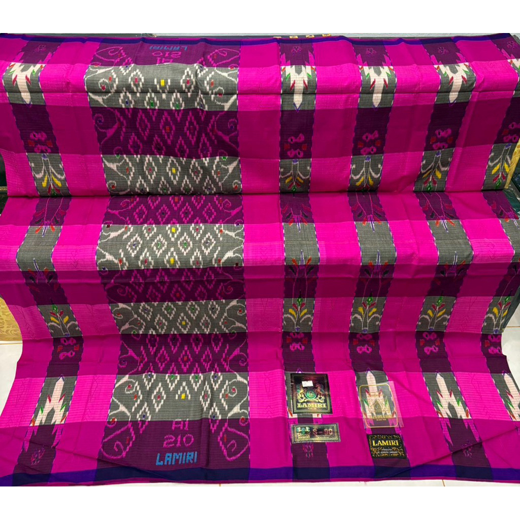 Sarung Lamiri MGT KOTAK / ZEBRA Full Sutra Ori Tenun Pria Dewasa