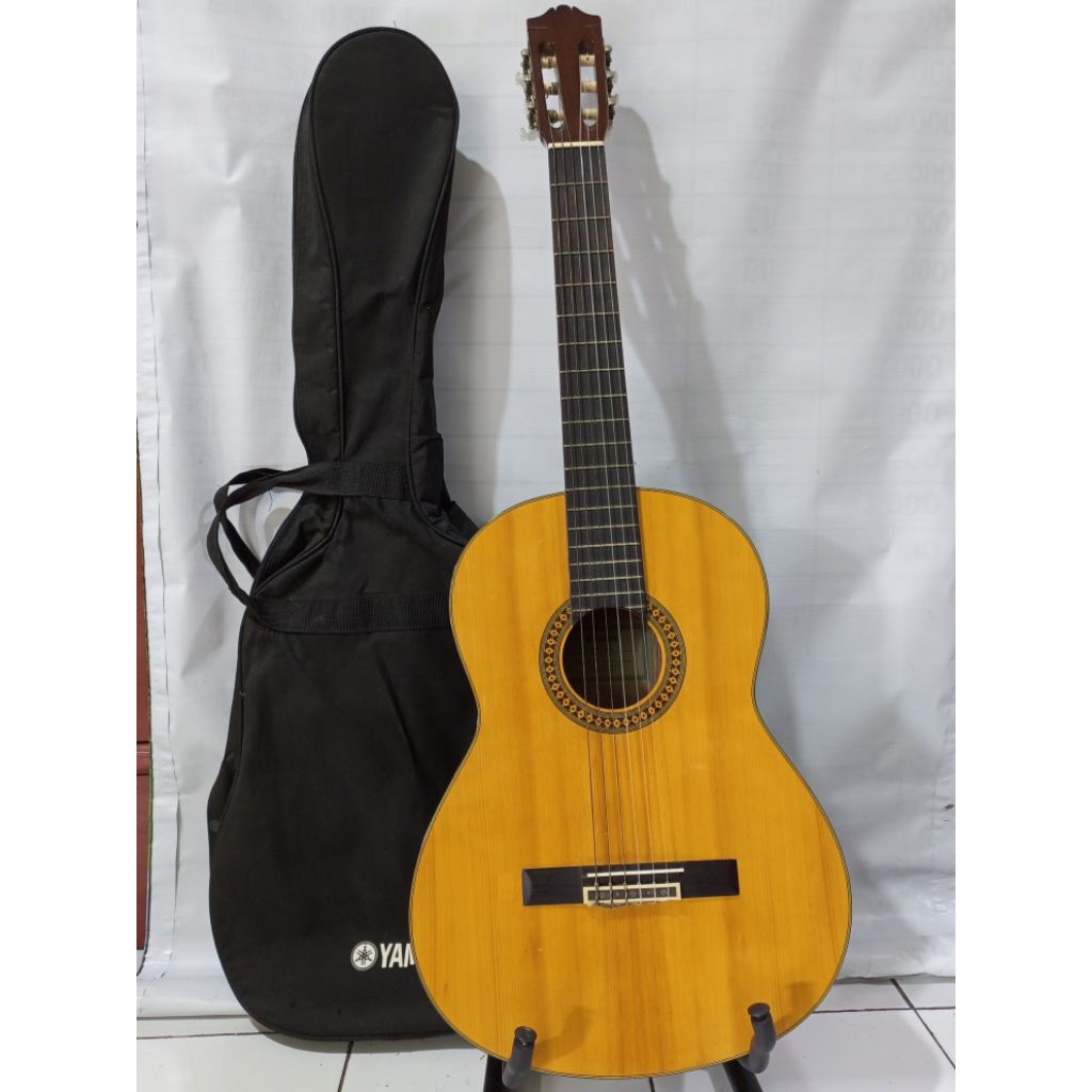 YAMAHA ORIGINAL C-370 GITAR CLASSIC NYLON MULUS FULL ORIGINAL