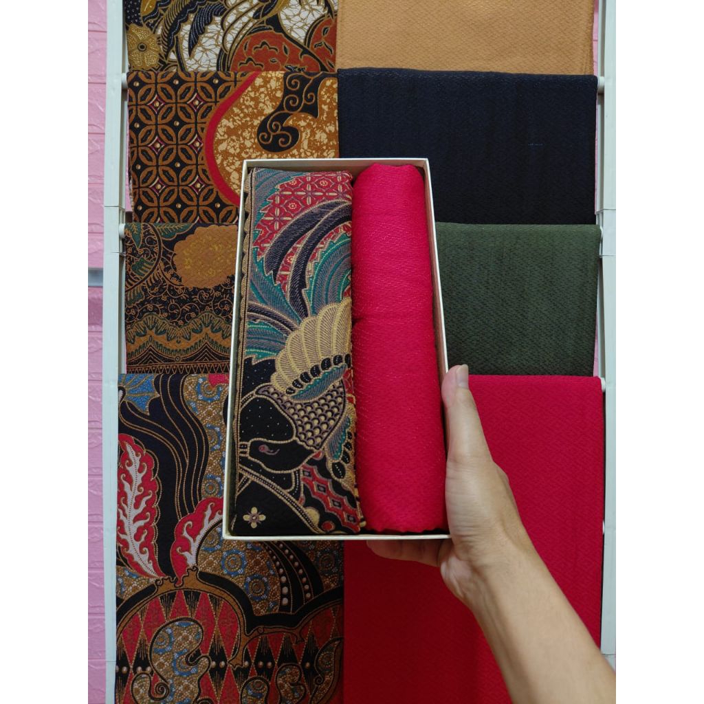 Kain batik/Bahan batik doby - Batik katun doby - Batik modern/Kain batik premium- Kain batik pekalon