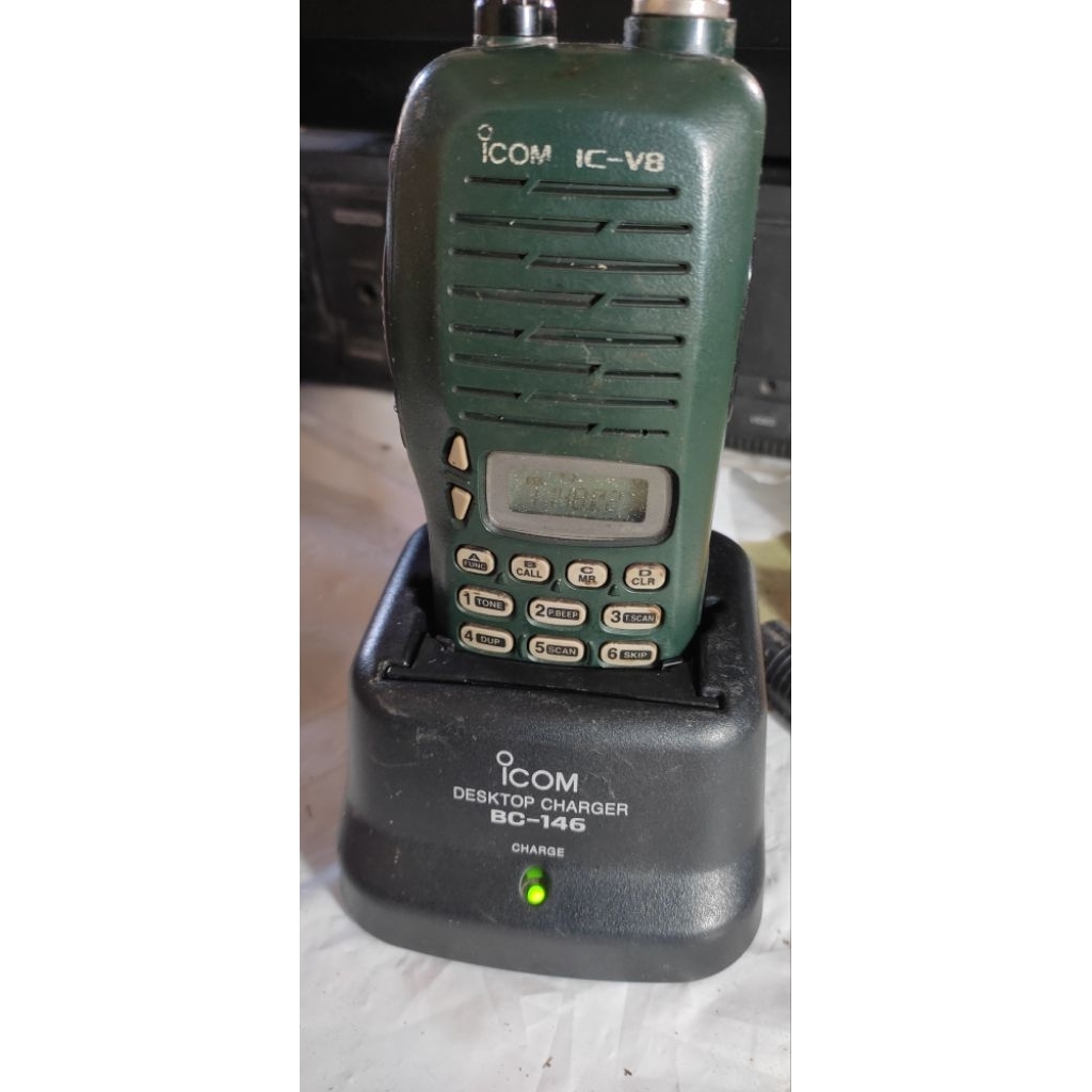ht icom v8 vhf