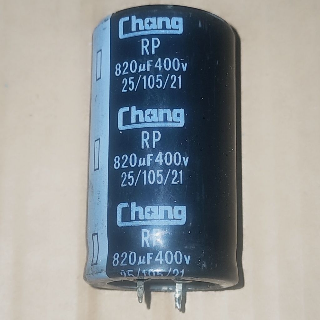 C Elko Elco 820uF 400V 820 uF 400 V SNAP IN