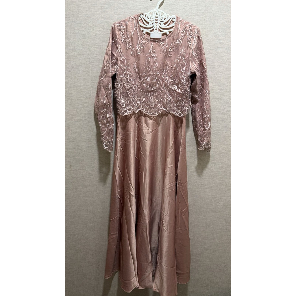 Gamis Maxmara kombinasi Brukat pink Ld 80 panjang 140 Ukuran S