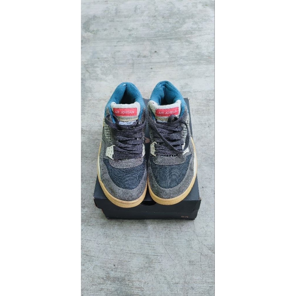 jordan R4 Unla preloved