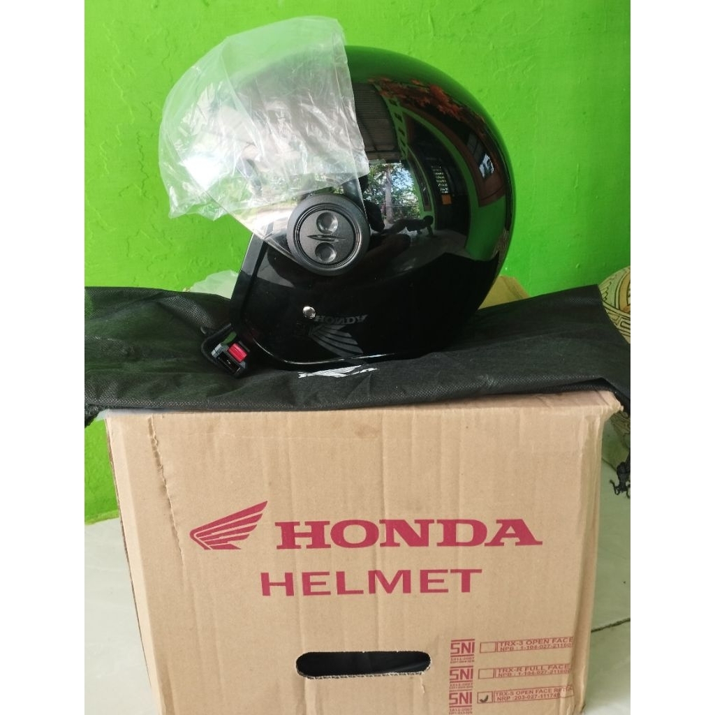 helm Scoopy Original Hitam