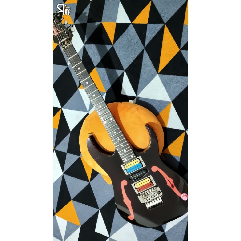 Ibanez PGM 30 Japan 2001