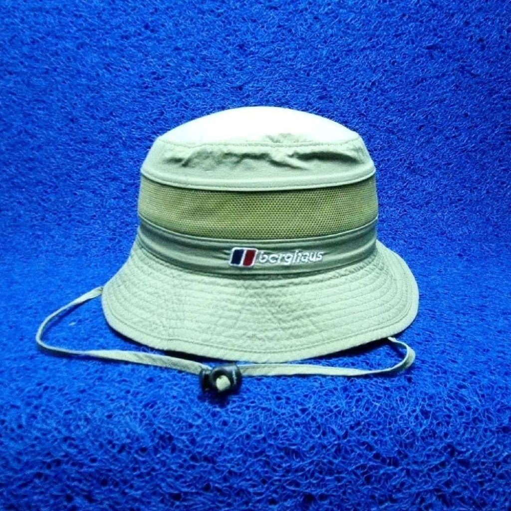 topi bucket rimba gunung berghaus size m