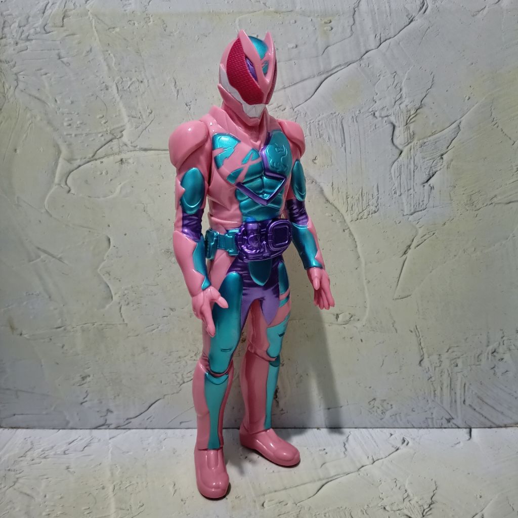 Big Sofubi Figure Kamen Rider Revice Revi