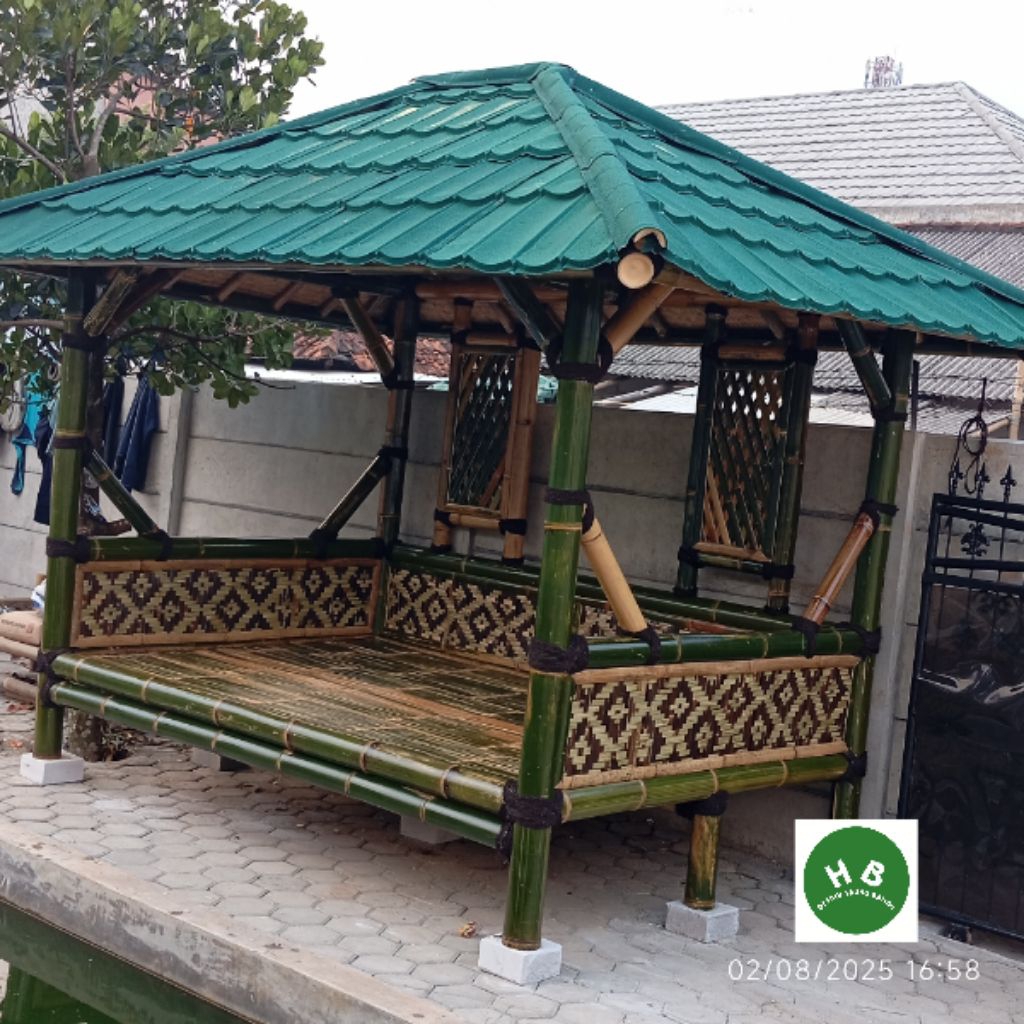 saung bambu gazebo, gazebo bambu dengan atap multi roof