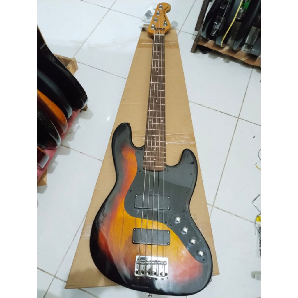 Bass 5string (pasif)