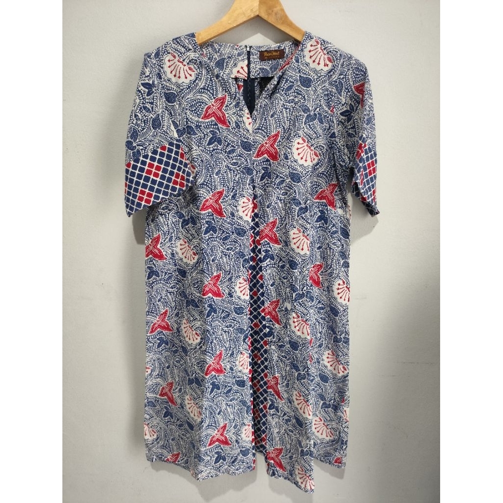 [PRELOVED]Mididress/Dress batik wanita DANAR HADI-LD 100