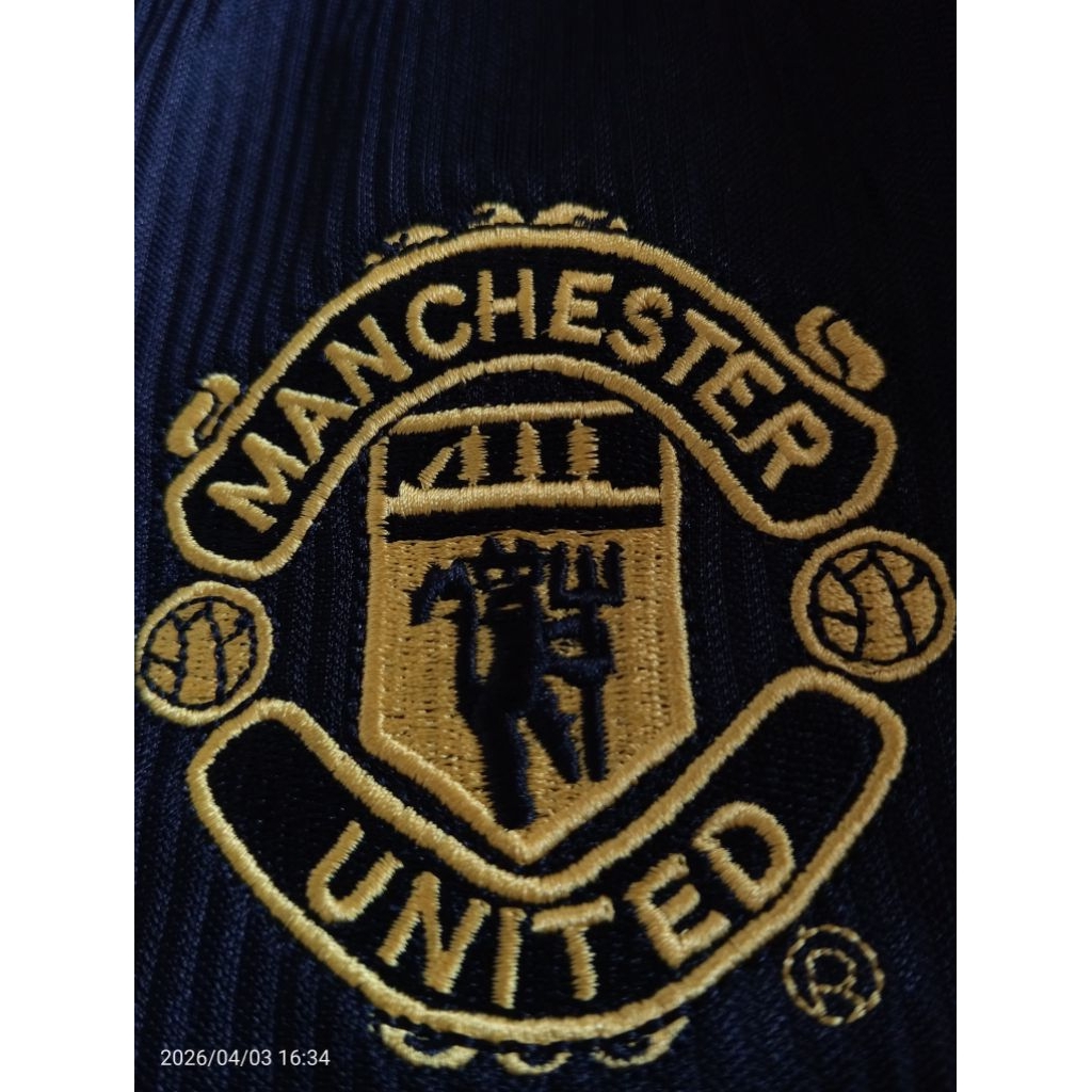 RETRO, Jersey MU hitam 98/99