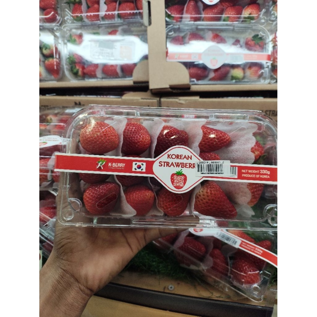 buah strawberry korea strawberry import korea manis -+330g pack
