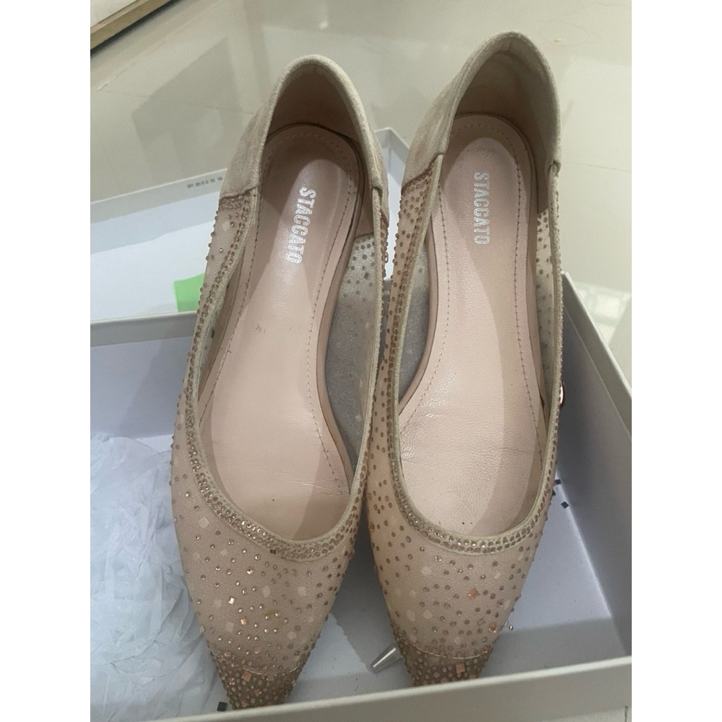 Preloved sepatu staccato