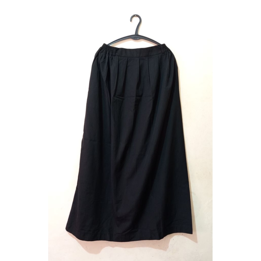 Preloved Rok Plisket/Celana Plisket