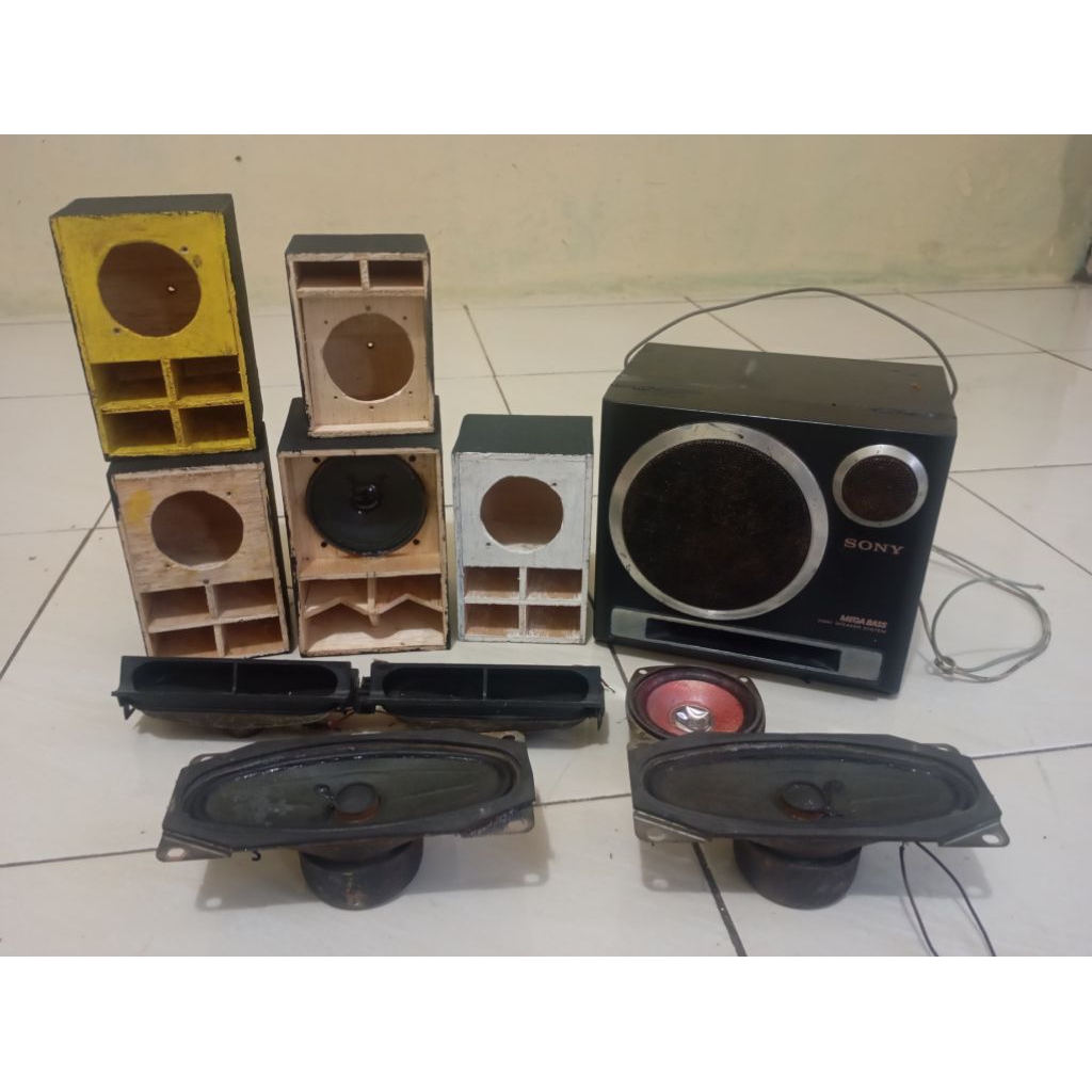 speaker bekas