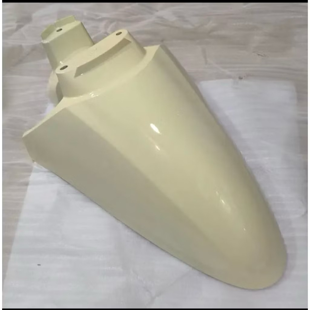 Slebor Depan Scoopy Prestige New 2021-2025 Spakbor Depan Scoopy New (WARNA CREAM)