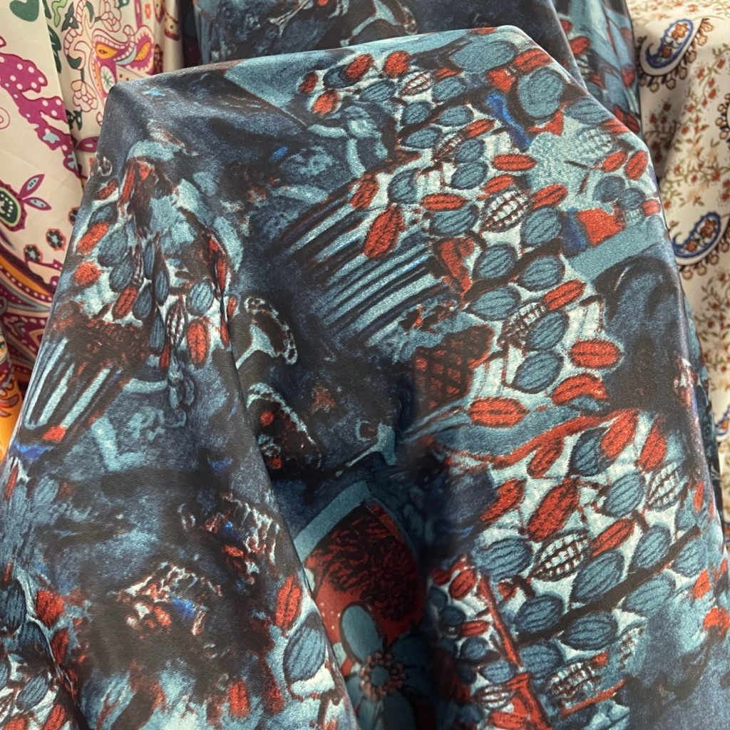 kain silk motif - kain silk crepe motif abstrak premium - kain silk style premium - kain silk origin