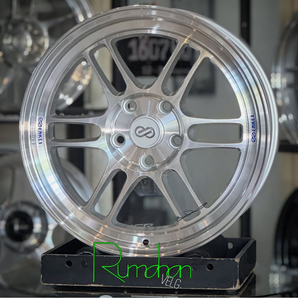 velg enkei rpf1 flow forming r17 lebar 8 pcd 5x114,3 et 40 velg mobil ring 17 pnp mobil Innova rebor