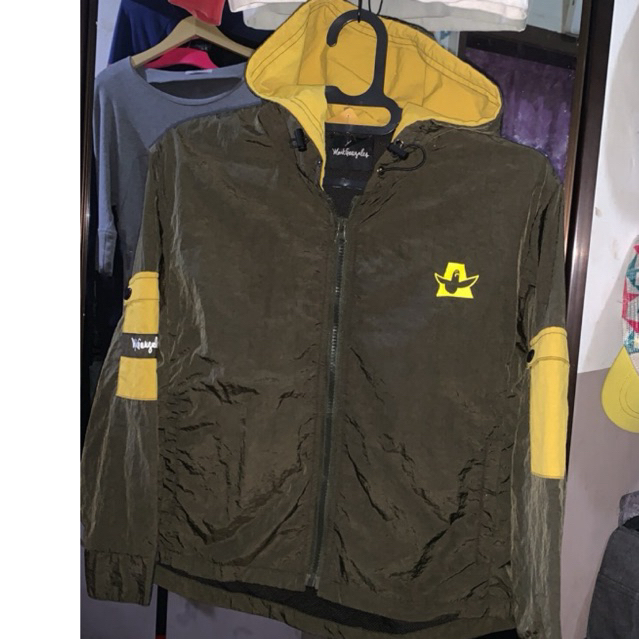 jaket  anak mark Gonzales seken