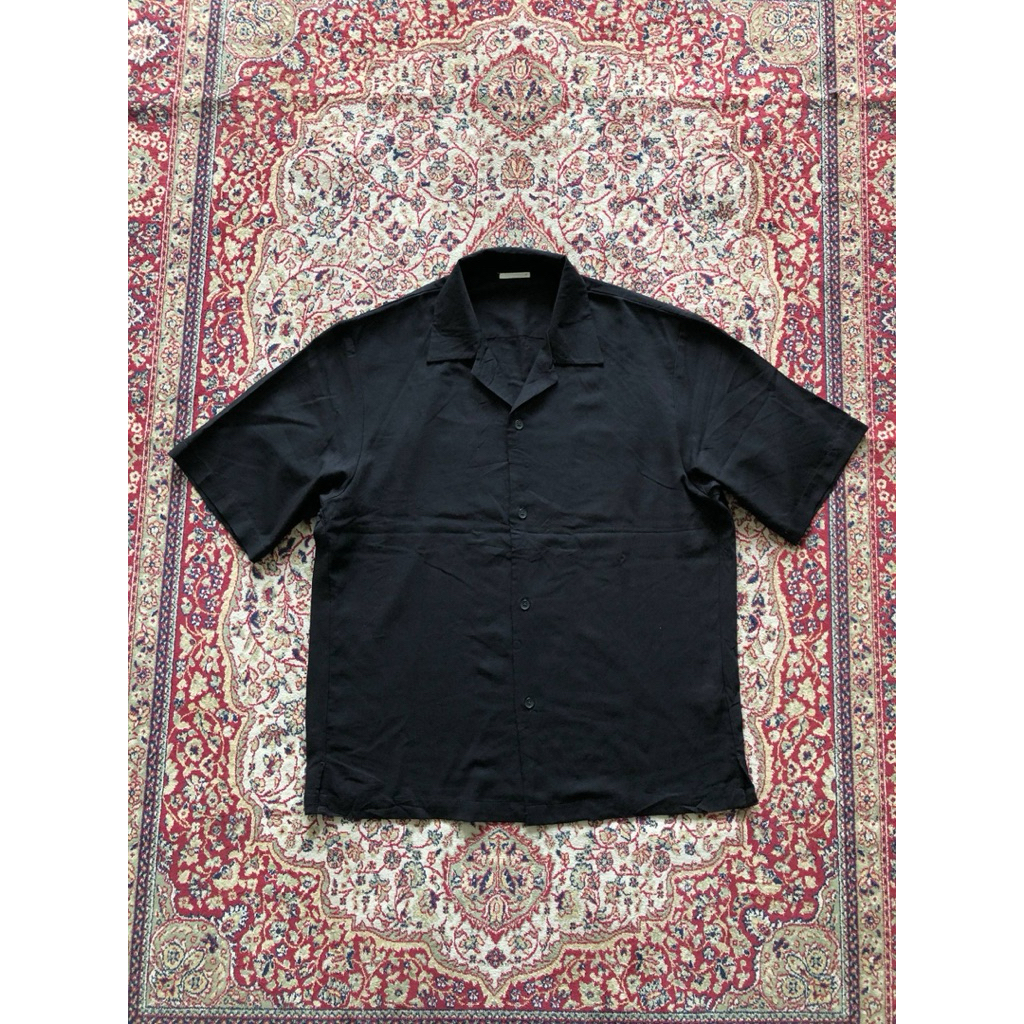 Kemeja Gu open collar oversize shirt gu japan casual work shirt HI097