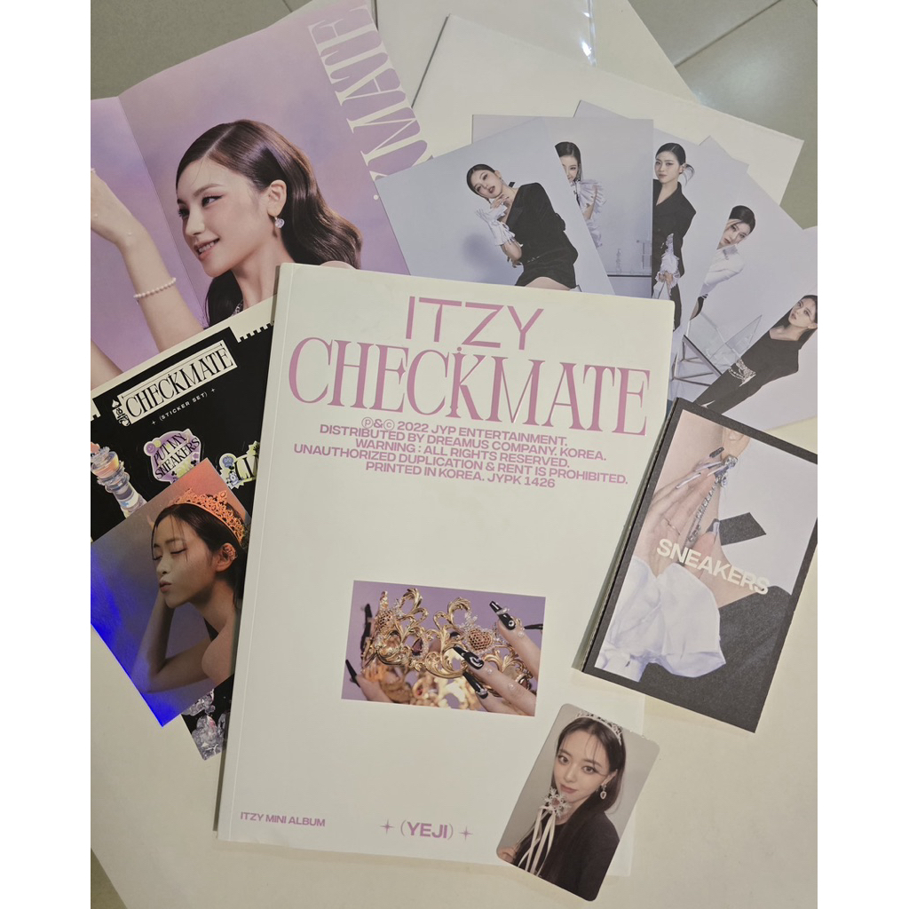 Unsealed fullset | Itzy Checkmate (Yeji Version) Album PC