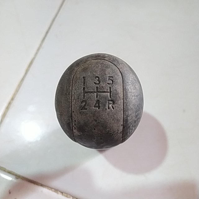 T0000617 KNOP PERSNELING AVANZA LAMA