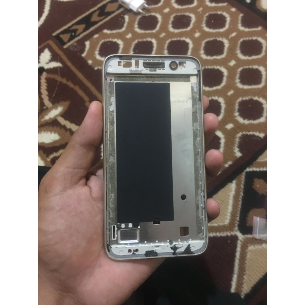frame tulangan tatakan dudukan LCD layar huawei y3 2017 CRO-L22 ori copotan original